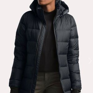 North Face Metropolis Down Parka Size Small